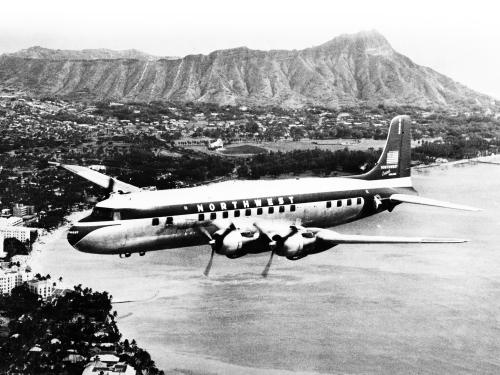 Douglas DC-6B near Diamond Head