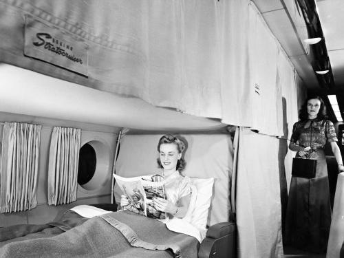 Boeing 377 Stratocruiser Berths