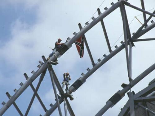 An Udvar-Hazy Center truss comes together