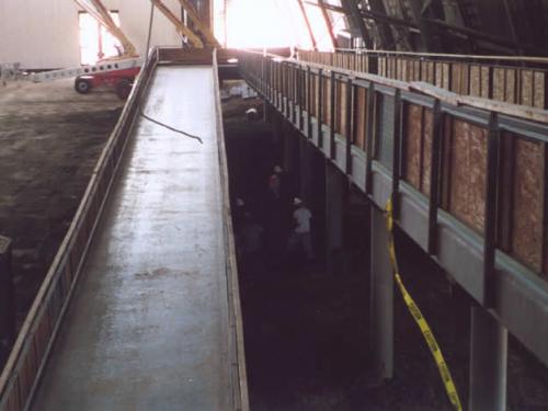 Udvar-Hazy Center Aviation Hangar ramps