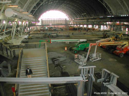 Udvar-Hazy Center Aviation Hangar gets a floor