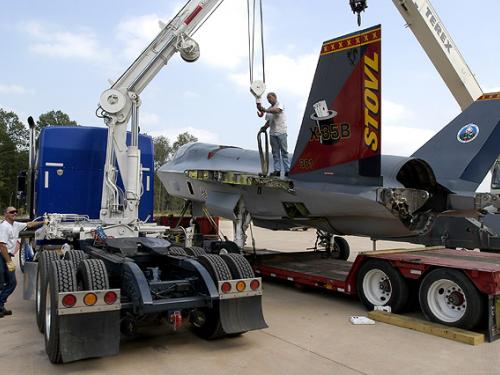 X-35B arrives at the Udvar-Hazy Center