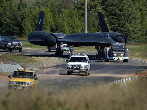 SR-71 Moves Into Udvar-Hazy Center