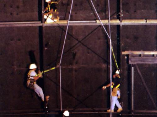 Udvar-Hazy Center IMAX&#174; screen installed