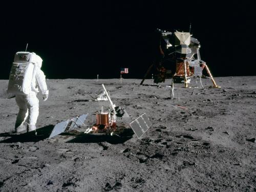 Buzz Aldrin Sets Up the PSEP