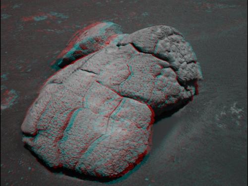 3D Anaglyph of a rock named Wopmay on Mars