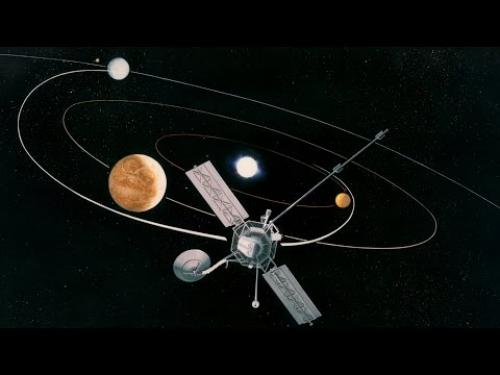 Video interview with curator about the Mariner 10 spacecraft and its accomplishments.