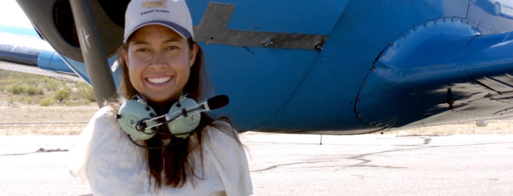 Jessica Cox, Right Footed Pilot