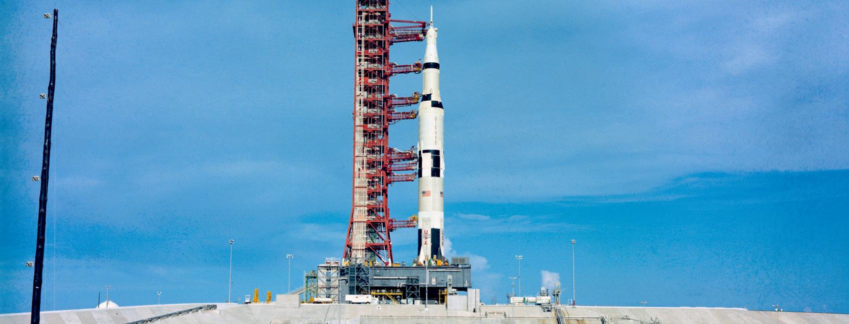 Saturn v hot sale apollo 4