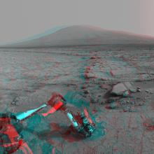 Anaglyph of Mars’ Mount Sharp