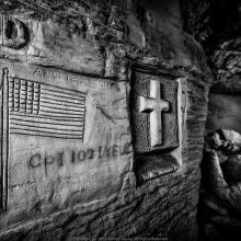 Engraving of American flag 