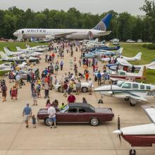 Airplanes on display outside the Udvar-Hazy Center.