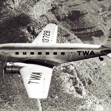 TWA Douglas DC-2