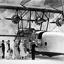 Pan Am Sikorsky S-40 with passengers boarding