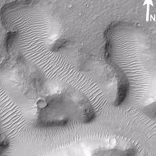 Traverse Aeolian Ridges on Mars