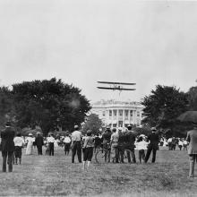 Airplane over the White House