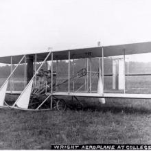 A front-facing view of the Wright Model B, a biplane for sale by the Wright brothers.