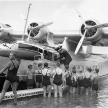 Pan American Clipper Arrives in Hawaii