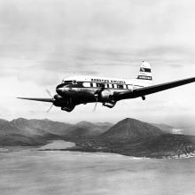 Hawaiian Airlines DC-3 Viewmaster