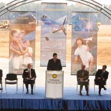 Secretary Small at Udvar-Hazy Ground Breaking