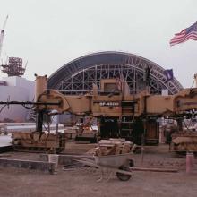 Laying the Udvar-Hazy Center concrete apron