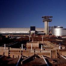 Udvar-Hazy Center - Sculpture base