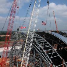 Last truss for Udvar-Hazy Center Aviation Hangar