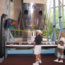 Hubble display with tourists  - Mall