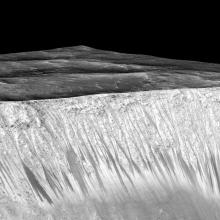 Evidence for Liquid Water on Mars Today!