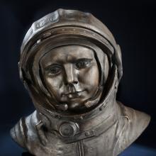 Bronze bust of Yuri Alekseyevich Gagarin