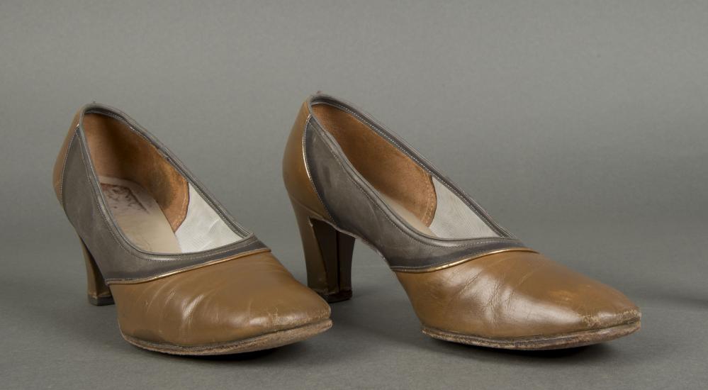 Continental Airlines flight attendant shoes, ca. 1941