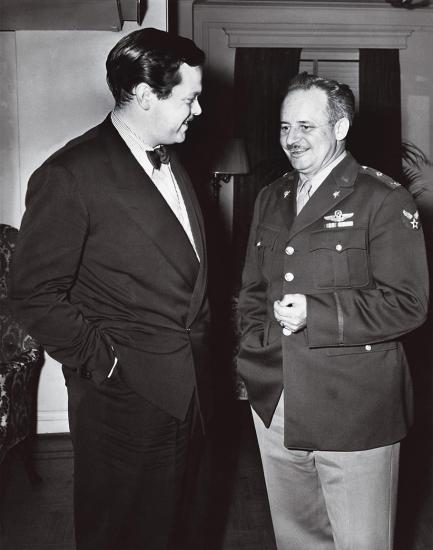 During World War II, Orson Welles, pictured here with Colonel Arthur I. Ennis, produced and starred in the patriotic radio show “Ceiling Unlimited.”