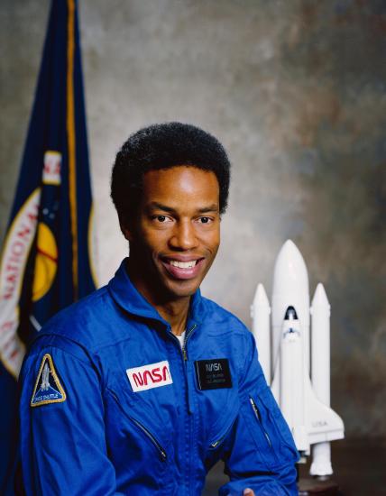 Astronaut portrait of Guy Bluford.