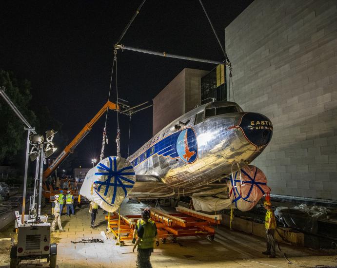 Douglas DC-3 loaded onto flatbed