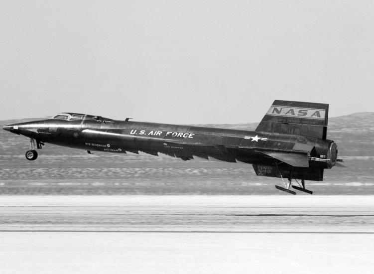 The X-15 slides to a stop, using it's large extendable skids.