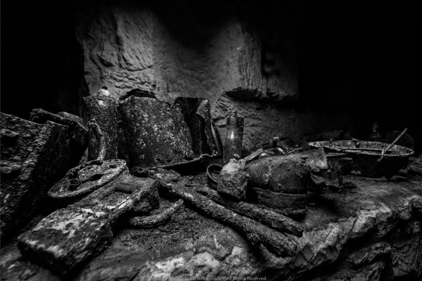 Tools covered in dirty and dust. 