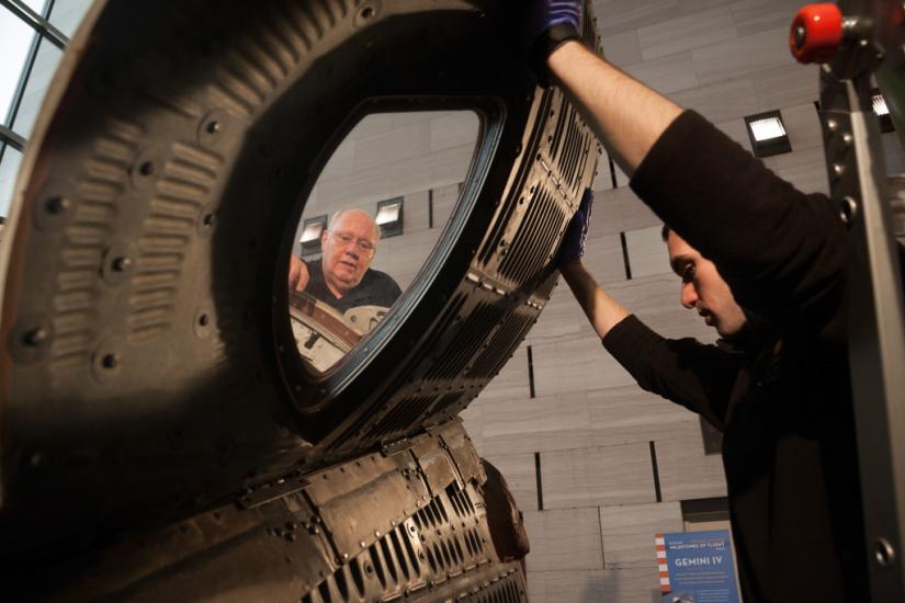 Fitting the Gemini IV Hatch