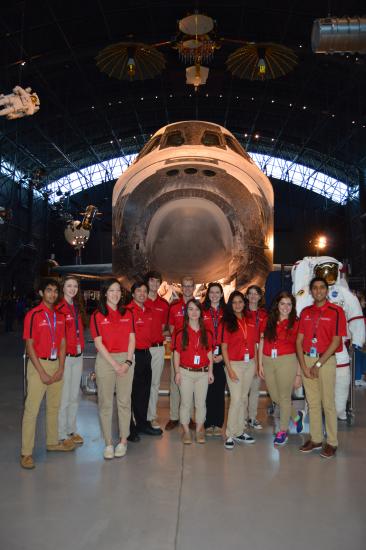 Explainers at the Udvar-Hazy Center