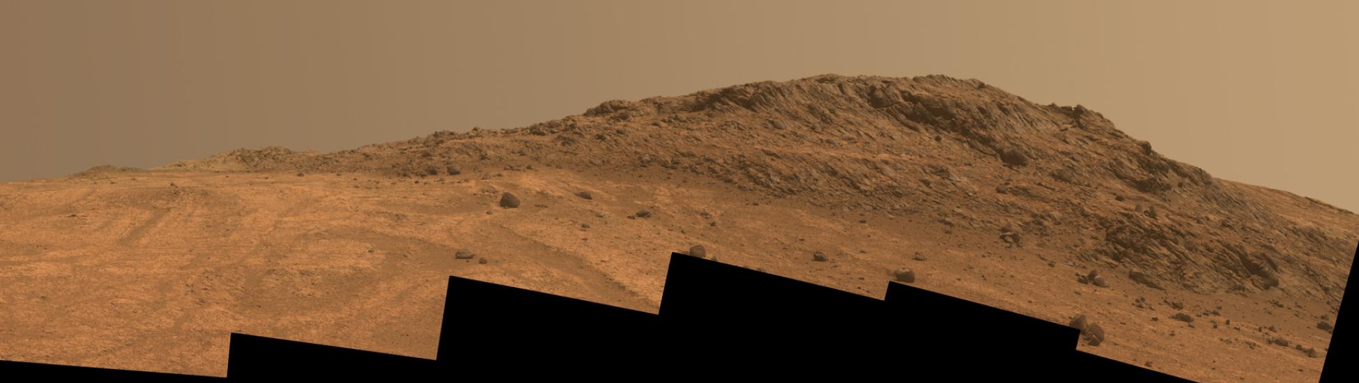 Landscape view of a valley peak on Mars.