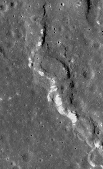 Wrinkle Ridges on the Moon