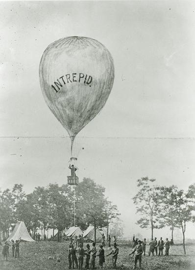 Thaddeus Lowe aloft in "Intrepid" Balloon