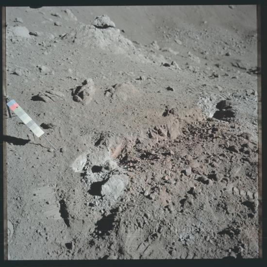 Apollo 17 Images Show Moon's Color 