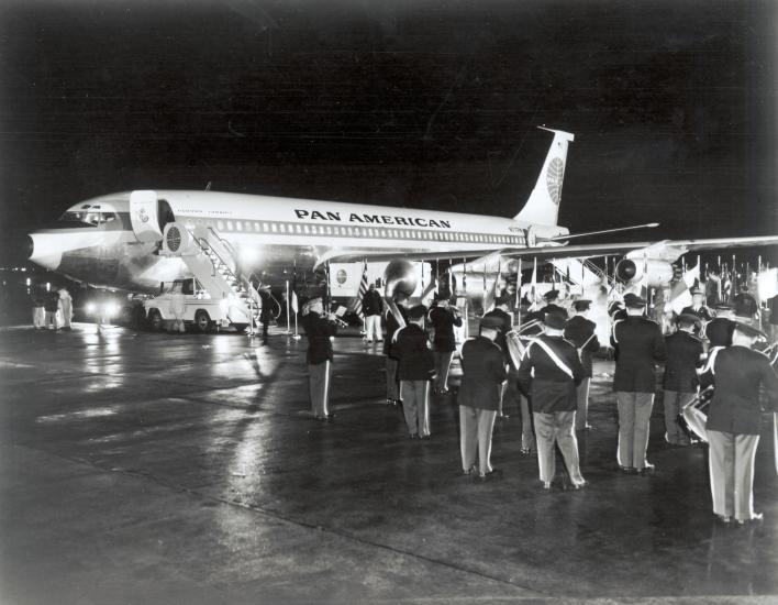 Pan Am 707 Airport