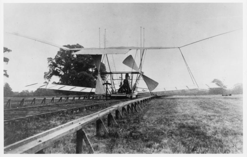 Sir Hiram Maxim's unsuccesful 1894 aircraft