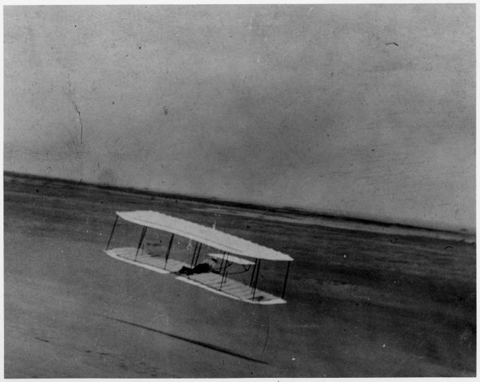 The Wright 1901 Glider in Flight