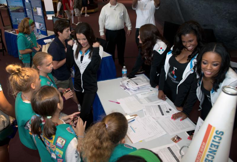 Girl Scouts at the National Air and Space Museum