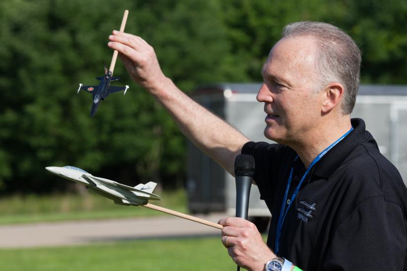 Dave "Bio" Baranek at Become a Pilot Day 2014 Social