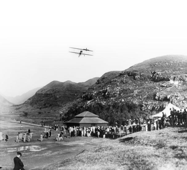 First Airplane Flight in Hawaii