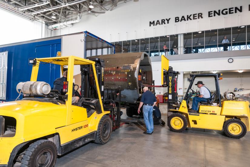 Moving the Martin B-26B Marauder <em>Flak-Bait</em>'s Forward Fuselage