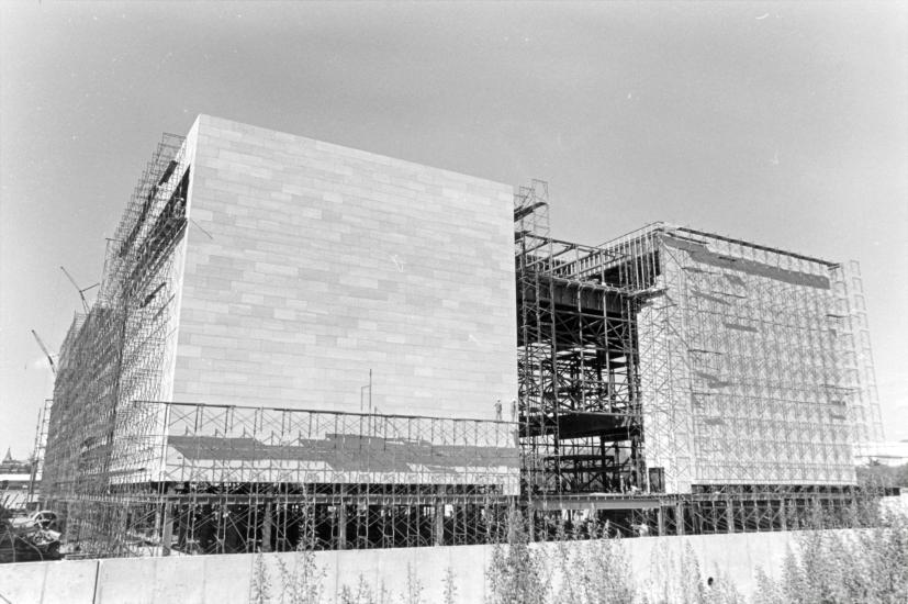 Construction of the National Air and Space Museum